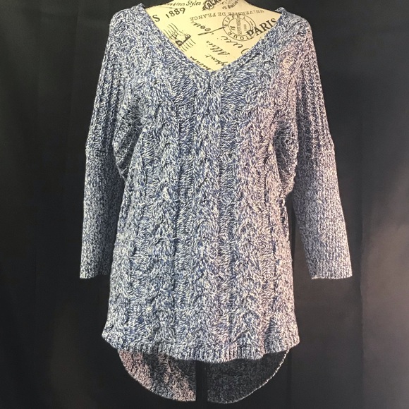 Express Blue White Cable Knit Slouch Sweater Med - Picture 2 of 8